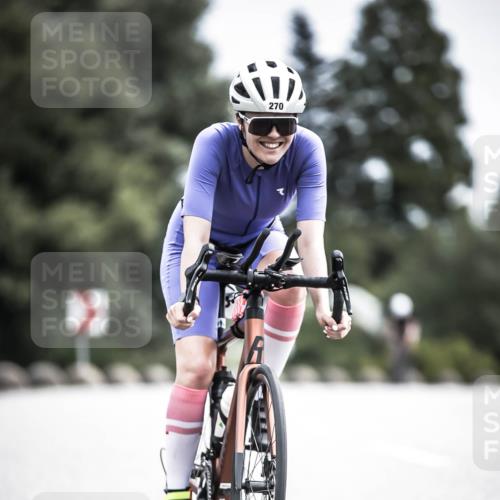 21.06.2026 - 29. Vierlanden-Triathlon H.Heesch http://msf.ph/oto/9906356 21.06.2026 11:41:00 Radfahren 71, 270, 668, 709, 853 meine-sportfotos.de