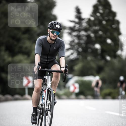 21.06.2026 - 29. Vierlanden-Triathlon H.Heesch http://msf.ph/oto/9906359 21.06.2026 10:24:40 Radfahren 71, 207, 509, 562 meine-sportfotos.de