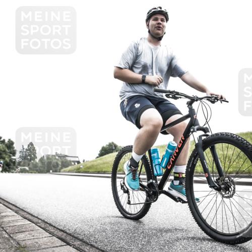 21.06.2026 - 29. Vierlanden-Triathlon H.Heesch http://msf.ph/oto/9906364 21.06.2026 11:32:30 Radfahren 168, 668, 677, 736, 903 meine-sportfotos.de