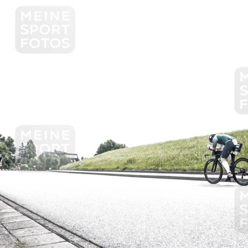 21.06.2026 - 29. Vierlanden-Triathlon H.Heesch http://msf.ph/oto/9906370 21.06.2026 11:32:51 Radfahren 114, 269, 294, 806, 885 meine-sportfotos.de