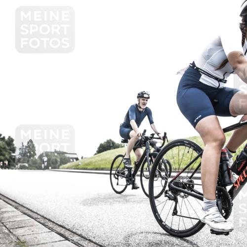 21.06.2026 - 29. Vierlanden-Triathlon H.Heesch http://msf.ph/oto/9906373 21.06.2026 11:32:54 Radfahren 269, 806, 880 meine-sportfotos.de