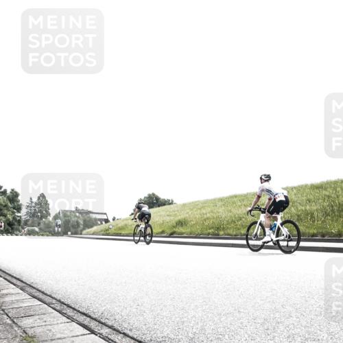 21.06.2026 - 29. Vierlanden-Triathlon H.Heesch http://msf.ph/oto/9906385 21.06.2026 11:32:55 Radfahren 269, 806, 880 meine-sportfotos.de