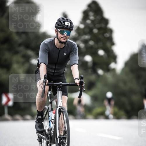 21.06.2026 - 29. Vierlanden-Triathlon H.Heesch http://msf.ph/oto/9906387 21.06.2026 10:24:40 Radfahren 71, 207, 509, 562 meine-sportfotos.de