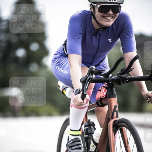 21.06.2026 - 29. Vierlanden-Triathlon H.Heesch http://msf.ph/oto/9906407 21.06.2026 11:41:01 Radfahren 71, 270, 668, 709, 853 meine-sportfotos.de