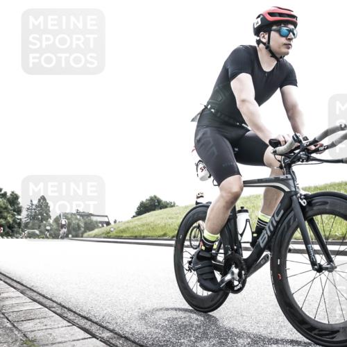 21.06.2026 - 29. Vierlanden-Triathlon H.Heesch http://msf.ph/oto/9906428 21.06.2026 11:33:29 Radfahren 19, 54, 255, 686, 894 meine-sportfotos.de