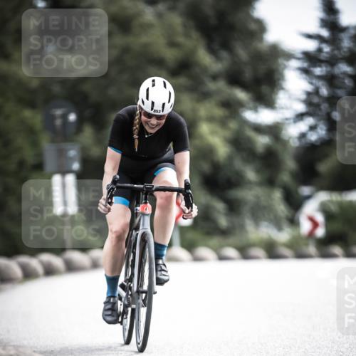 21.06.2026 - 29. Vierlanden-Triathlon H.Heesch http://msf.ph/oto/9906432 21.06.2026 11:41:07 Radfahren 853 meine-sportfotos.de