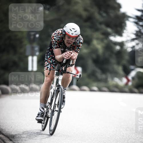 21.06.2026 - 29. Vierlanden-Triathlon H.Heesch http://msf.ph/oto/9906473 21.06.2026 09:20:01 Radfahren 32, 298 meine-sportfotos.de
