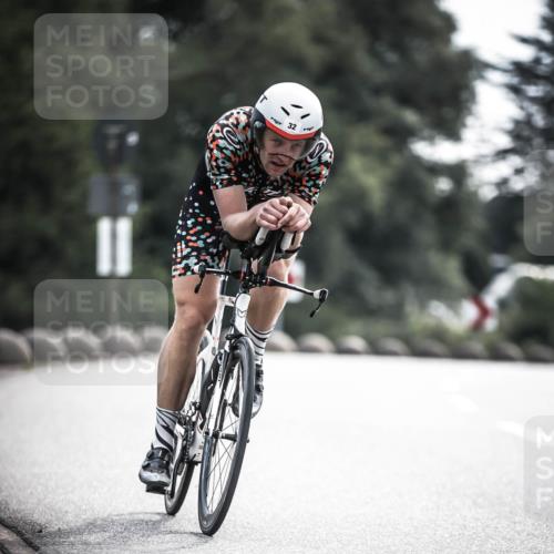 21.06.2026 - 29. Vierlanden-Triathlon H.Heesch http://msf.ph/oto/9906476 21.06.2026 09:20:02 Radfahren 32, 298 meine-sportfotos.de