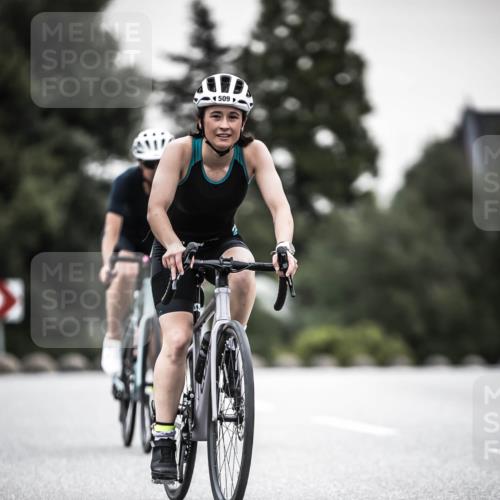 21.06.2026 - 29. Vierlanden-Triathlon H.Heesch http://msf.ph/oto/9906477 21.06.2026 10:24:46 Radfahren 178, 509, 562 meine-sportfotos.de