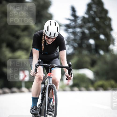 21.06.2026 - 29. Vierlanden-Triathlon H.Heesch http://msf.ph/oto/9906480 21.06.2026 11:41:07 Radfahren 853 meine-sportfotos.de