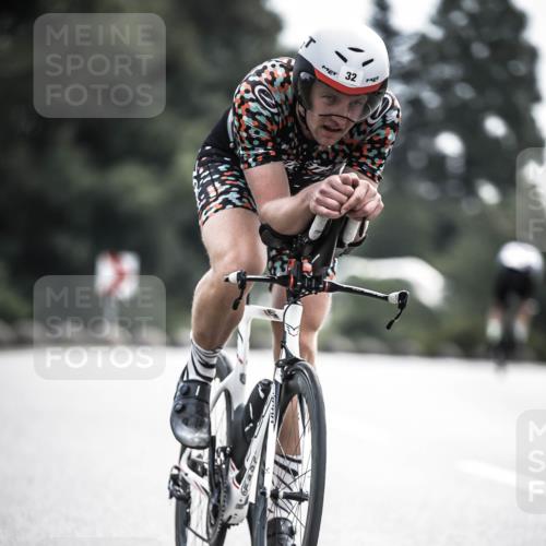 21.06.2026 - 29. Vierlanden-Triathlon H.Heesch http://msf.ph/oto/9906496 21.06.2026 09:20:02 Radfahren 32, 298 meine-sportfotos.de