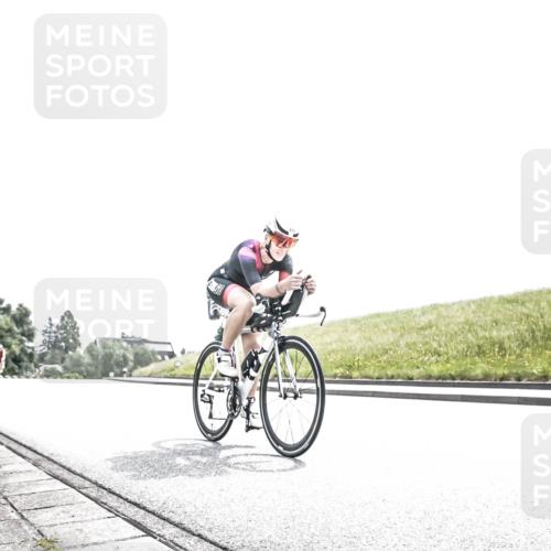 21.06.2026 - 29. Vierlanden-Triathlon H.Heesch http://msf.ph/oto/9906529 21.06.2026 11:34:10 Radfahren 18, 657, 675, 859, 890 meine-sportfotos.de