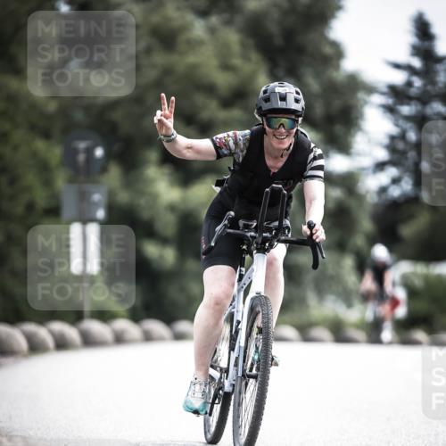 21.06.2026 - 29. Vierlanden-Triathlon H.Heesch http://msf.ph/oto/9906577 21.06.2026 11:41:28 Radfahren 137, 236, 299, 643, 649, 652, 659, 744, 855 meine-sportfotos.de