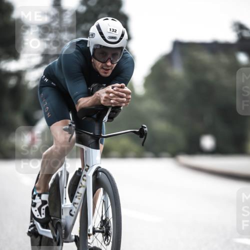 21.06.2026 - 29. Vierlanden-Triathlon H.Heesch http://msf.ph/oto/9906585 21.06.2026 09:20:24 Radfahren 132 meine-sportfotos.de