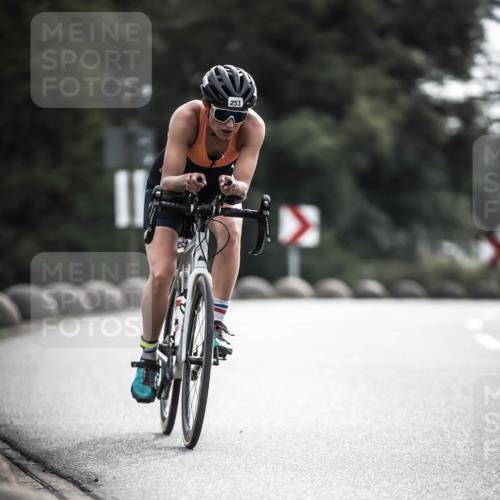 21.06.2026 - 29. Vierlanden-Triathlon H.Heesch http://msf.ph/oto/9906594 21.06.2026 09:20:43 Radfahren 45, 253 meine-sportfotos.de
