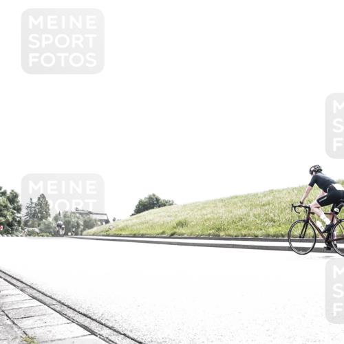 21.06.2026 - 29. Vierlanden-Triathlon H.Heesch http://msf.ph/oto/9906596 21.06.2026 11:35:12 Radfahren 869 meine-sportfotos.de