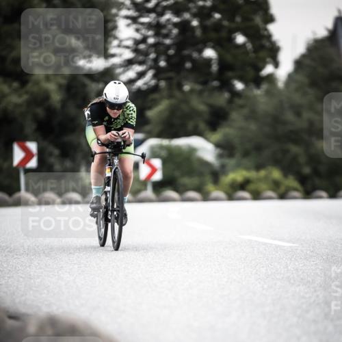 21.06.2026 - 29. Vierlanden-Triathlon H.Heesch http://msf.ph/oto/9906619 21.06.2026 10:25:01 Radfahren 42, 210, 253, 480, 577 meine-sportfotos.de