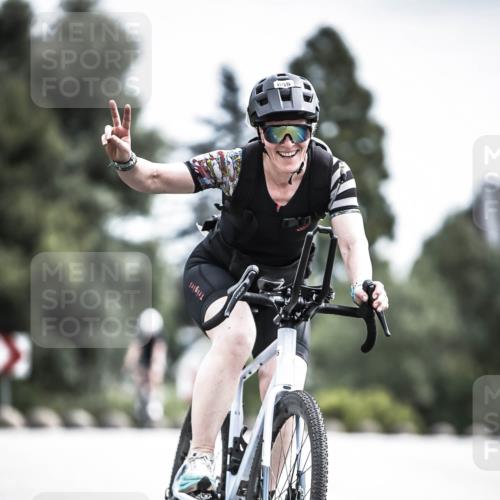 21.06.2026 - 29. Vierlanden-Triathlon H.Heesch http://msf.ph/oto/9906622 21.06.2026 11:41:28 Radfahren 137, 236, 299, 643, 649, 652, 659, 744, 855 meine-sportfotos.de