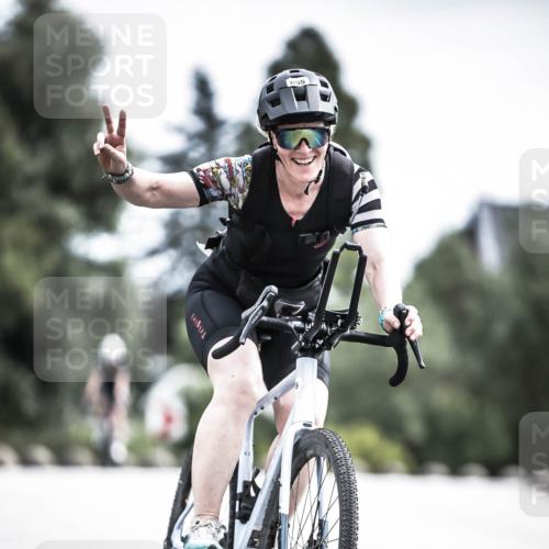 21.06.2026 - 29. Vierlanden-Triathlon H.Heesch http://msf.ph/oto/9906628 21.06.2026 11:41:28 Radfahren 137, 236, 299, 643, 649, 652, 659, 744, 855 meine-sportfotos.de