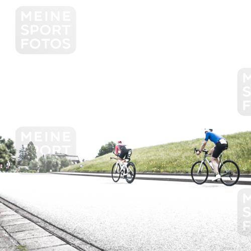 21.06.2026 - 29. Vierlanden-Triathlon H.Heesch http://msf.ph/oto/9906636 21.06.2026 11:36:08 Radfahren 696, 710, 837 meine-sportfotos.de