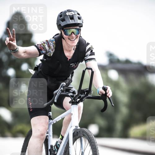 21.06.2026 - 29. Vierlanden-Triathlon H.Heesch http://msf.ph/oto/9906652 21.06.2026 11:41:28 Radfahren 137, 236, 299, 643, 649, 652, 659, 744, 855 meine-sportfotos.de