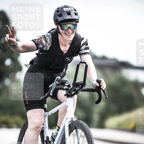 21.06.2026 - 29. Vierlanden-Triathlon H.Heesch http://msf.ph/oto/9906658 21.06.2026 11:41:28 Radfahren 137, 236, 299, 643, 649, 652, 659, 744, 855 meine-sportfotos.de