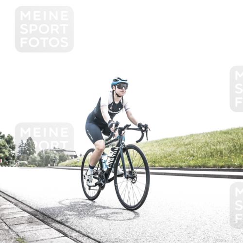21.06.2026 - 29. Vierlanden-Triathlon H.Heesch http://msf.ph/oto/9906661 21.06.2026 11:36:35 Radfahren 226, 653, 841 meine-sportfotos.de