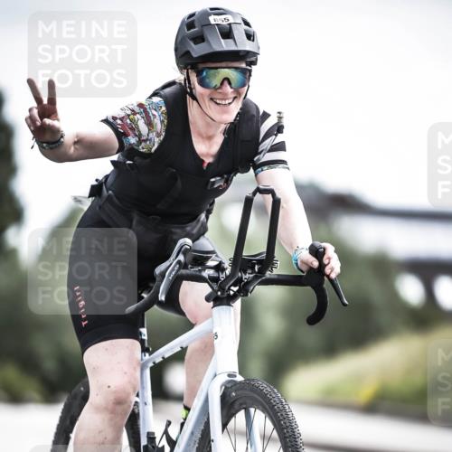 21.06.2026 - 29. Vierlanden-Triathlon H.Heesch http://msf.ph/oto/9906663 21.06.2026 11:41:28 Radfahren 137, 236, 299, 643, 649, 652, 659, 744, 855 meine-sportfotos.de