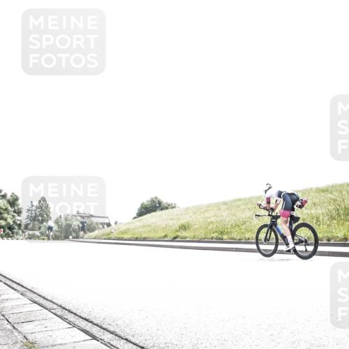 21.06.2026 - 29. Vierlanden-Triathlon H.Heesch http://msf.ph/oto/9906664 21.06.2026 11:36:43 Radfahren 716 meine-sportfotos.de