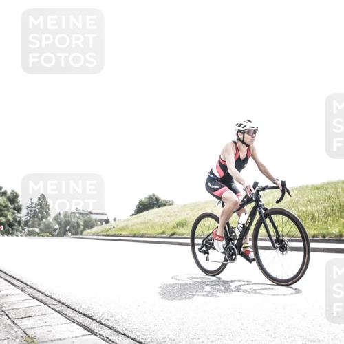 21.06.2026 - 29. Vierlanden-Triathlon H.Heesch http://msf.ph/oto/9906683 21.06.2026 11:37:04 Radfahren 100, 847 meine-sportfotos.de