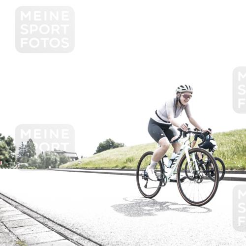 21.06.2026 - 29. Vierlanden-Triathlon H.Heesch http://msf.ph/oto/9906692 21.06.2026 11:37:15 Radfahren 724, 834, 856, 861 meine-sportfotos.de
