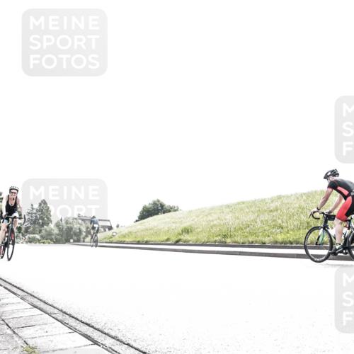 21.06.2026 - 29. Vierlanden-Triathlon H.Heesch http://msf.ph/oto/9906702 21.06.2026 11:37:17 Radfahren 834, 856, 861 meine-sportfotos.de