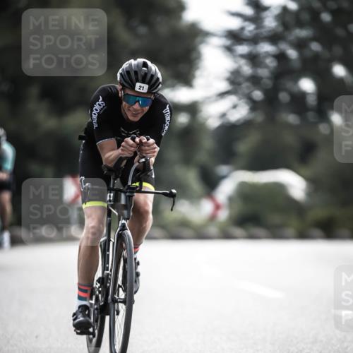 21.06.2026 - 29. Vierlanden-Triathlon H.Heesch http://msf.ph/oto/9906707 21.06.2026 09:20:55 Radfahren 21, 38, 57, 67, 82, 142 meine-sportfotos.de