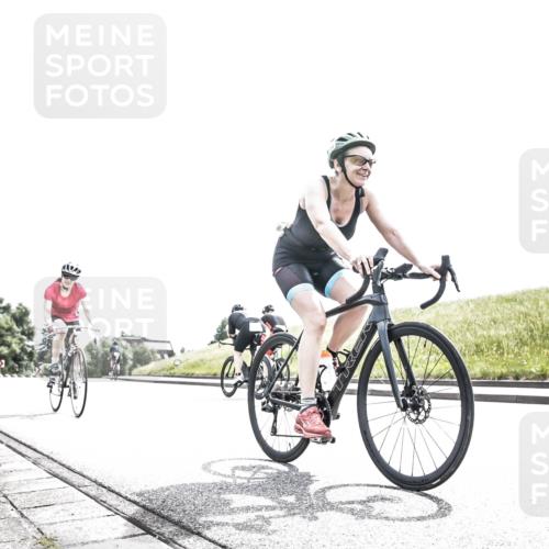 21.06.2026 - 29. Vierlanden-Triathlon H.Heesch http://msf.ph/oto/9906708 21.06.2026 11:37:17 Radfahren 834, 856, 861 meine-sportfotos.de