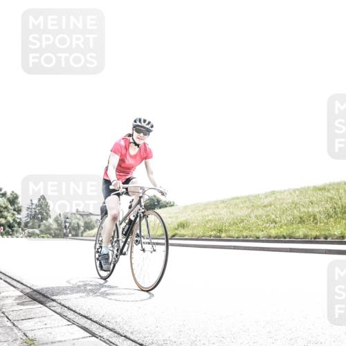 21.06.2026 - 29. Vierlanden-Triathlon H.Heesch http://msf.ph/oto/9906711 21.06.2026 11:37:18 Radfahren 834, 856, 861 meine-sportfotos.de