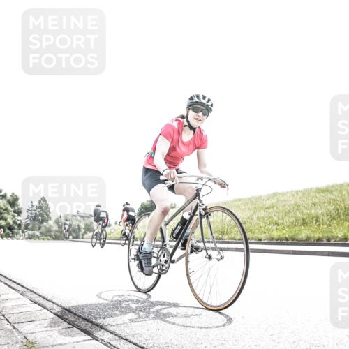 21.06.2026 - 29. Vierlanden-Triathlon H.Heesch http://msf.ph/oto/9906714 21.06.2026 11:37:18 Radfahren 834, 856, 861 meine-sportfotos.de