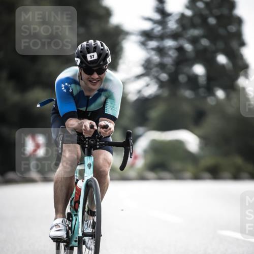 21.06.2026 - 29. Vierlanden-Triathlon H.Heesch http://msf.ph/oto/9906747 21.06.2026 09:20:57 Radfahren 21, 38, 57, 67, 82, 109, 142 meine-sportfotos.de