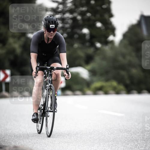 21.06.2026 - 29. Vierlanden-Triathlon H.Heesch http://msf.ph/oto/9906749 21.06.2026 10:25:04 Radfahren 42, 210, 253, 480, 577 meine-sportfotos.de