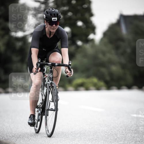 21.06.2026 - 29. Vierlanden-Triathlon H.Heesch http://msf.ph/oto/9906768 21.06.2026 10:25:04 Radfahren 42, 210, 253, 480, 577 meine-sportfotos.de