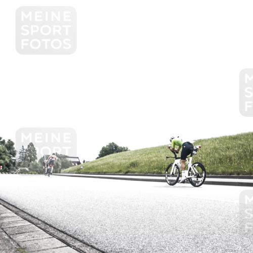 21.06.2026 - 29. Vierlanden-Triathlon H.Heesch http://msf.ph/oto/9906803 21.06.2026 11:40:48 Radfahren 851 meine-sportfotos.de