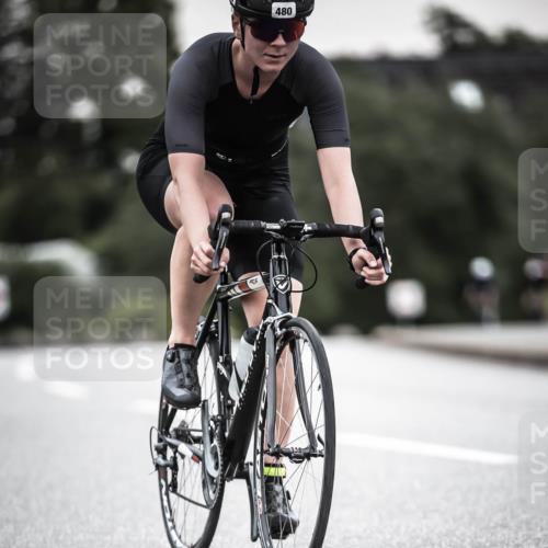 21.06.2026 - 29. Vierlanden-Triathlon H.Heesch http://msf.ph/oto/9906807 21.06.2026 10:25:04 Radfahren 42, 210, 253, 480, 577 meine-sportfotos.de