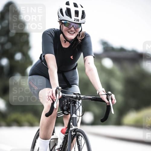 21.06.2026 - 29. Vierlanden-Triathlon H.Heesch http://msf.ph/oto/9906810 21.06.2026 11:41:34 Radfahren 137, 138, 236, 299, 649, 655, 659, 712, 744 meine-sportfotos.de