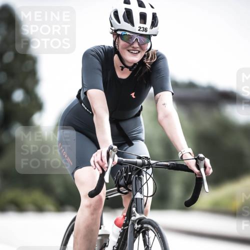21.06.2026 - 29. Vierlanden-Triathlon H.Heesch http://msf.ph/oto/9906816 21.06.2026 11:41:34 Radfahren 137, 138, 236, 299, 649, 655, 659, 712, 744 meine-sportfotos.de