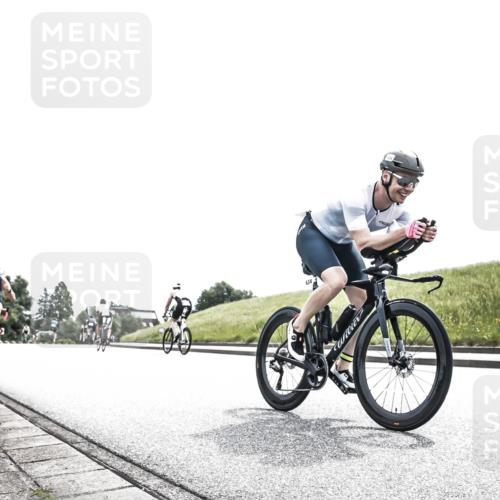 21.06.2026 - 29. Vierlanden-Triathlon H.Heesch http://msf.ph/oto/9906830 21.06.2026 11:41:44 Radfahren 634, 682, 691 meine-sportfotos.de
