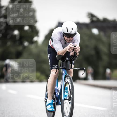 21.06.2026 - 29. Vierlanden-Triathlon H.Heesch http://msf.ph/oto/9906833 21.06.2026 10:25:08 Radfahren 42, 76, 77, 98, 107, 210 meine-sportfotos.de
