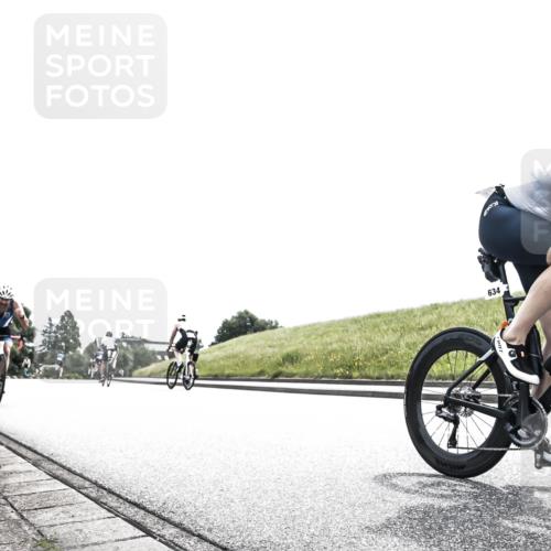 21.06.2026 - 29. Vierlanden-Triathlon H.Heesch http://msf.ph/oto/9906834 21.06.2026 11:41:44 Radfahren 634, 682, 691 meine-sportfotos.de