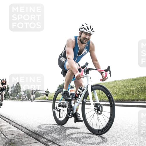 21.06.2026 - 29. Vierlanden-Triathlon H.Heesch http://msf.ph/oto/9906837 21.06.2026 11:41:44 Radfahren 634, 682, 691 meine-sportfotos.de