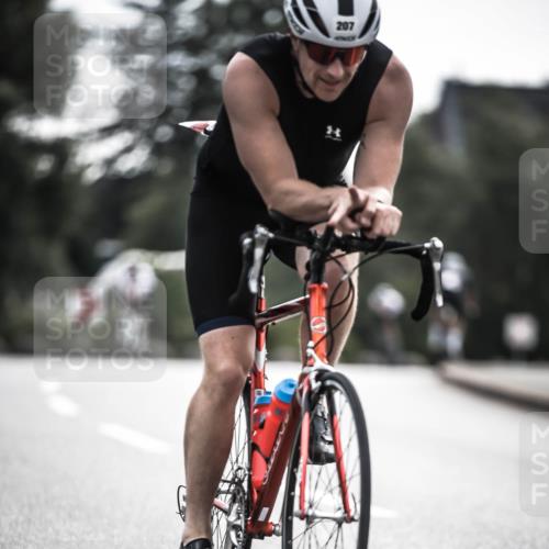 21.06.2026 - 29. Vierlanden-Triathlon H.Heesch http://msf.ph/oto/9906960 21.06.2026 09:21:26 Radfahren 136, 141, 164, 193, 207, 239, 272 meine-sportfotos.de