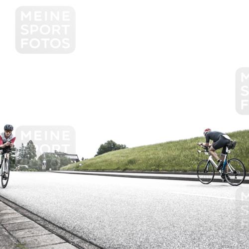 21.06.2026 - 29. Vierlanden-Triathlon H.Heesch http://msf.ph/oto/9906961 21.06.2026 11:47:18 Radfahren 673, 703 meine-sportfotos.de