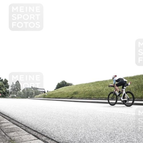 21.06.2026 - 29. Vierlanden-Triathlon H.Heesch http://msf.ph/oto/9906983 21.06.2026 11:48:29 Radfahren 274, 746 meine-sportfotos.de